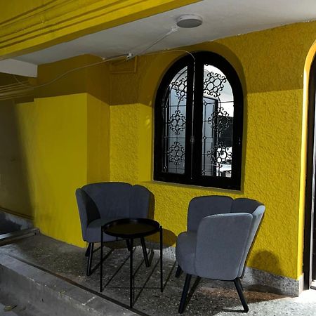 The Uptown Stays Bangalore Buitenkant foto